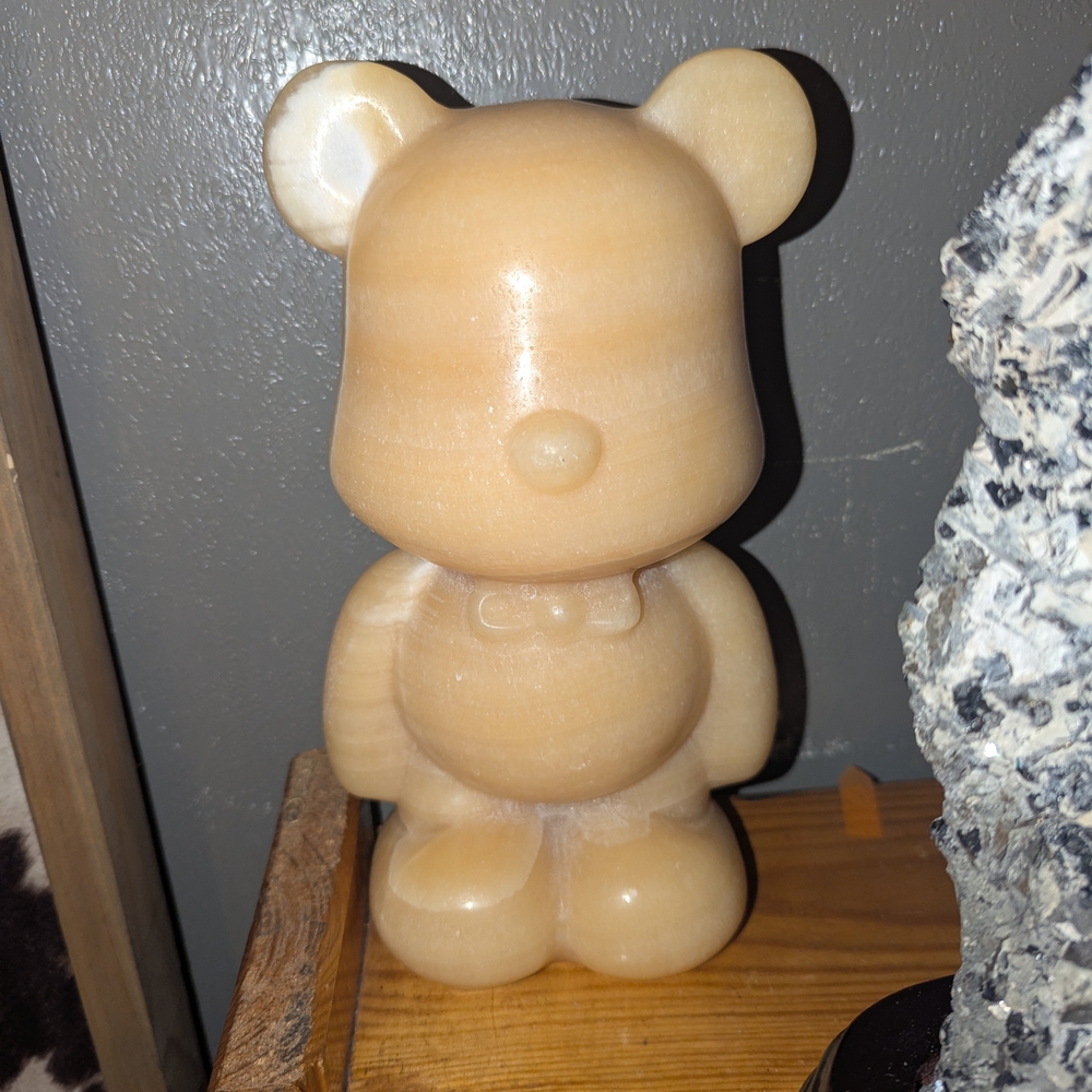 Calcite Gummy Bear Carving